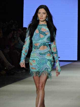 RECORD DATE NOT STATED ammi fashion show at SPFW Sao Paulo (SP), 10 18 2026 - Fashion SPFW Runway - The brand Ammi presents the Forma Viva collection on the last day of Sao Paulo Fashion Week. The brand featured model Isabeli Fontana, whose husband, singer Di Ferrero, was in the audience.(Foto: Leandro Chemalle Thenews2 imago images) ammi fashion show at SPFW  Copyright: xLeandroxChemallex