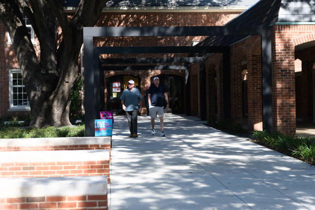 October 19, 2026, Dallas, Texas, USA: Early voting started in Dallas TX on Monday morning...University Park United Methodist Church..By 1130 am, nearly 700 people voted at this location. Dallas USA - ZUMAa183 20261019_znp_a183_015 Copyright: xAvixAdelmanx