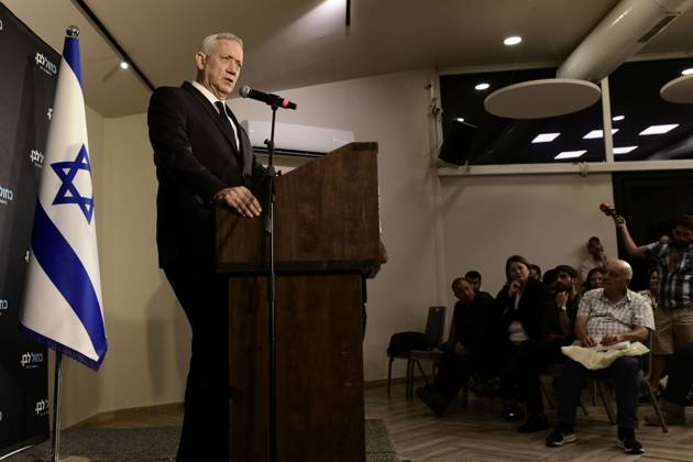 October 19, 2026, Ramat-Gan, Israel: Benny Gantz, chairman of Israel s Blue and White party, holds a press conference in Ramat Gan, Israel, October 19, 2026, during which he announces his withdrawal from the upcoming elections. Ramat-Gan Israel - ZUMAq101 20261019_zna_q101_058 Copyright: xTomerxNeubergx