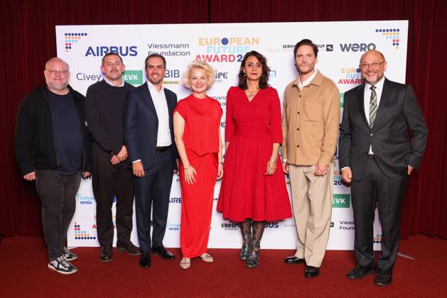 European Future Award 2026: Kristof Magnusson, Klaas Heufer Umlauf, Philipp Lahm, Prof. Dr. Anna Zeiter, Meral Simsek, Daniel Brühl, Martin Schulz; European Future Award 2026, Tipi at the Chancellery, Berlin, October 19, 2026 Copyright: xEventpress Kratschx
