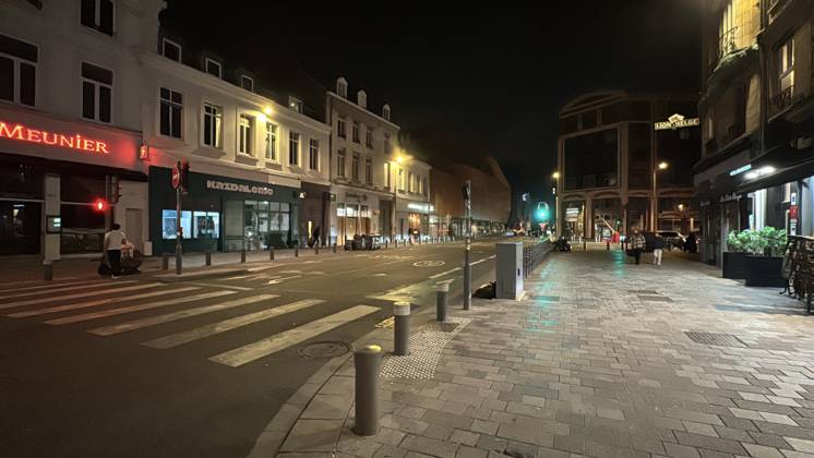 French cities impose overnight curfews following weekend demonstrations and looting LILLE, FRANCE - OCTOBER 19: A view of a street during a partial curfew imposed following violence and looting during nationwide weekend demonstrations against the rising cost of living and fuel prices in Lille, France, on October 19, 2026. French authorities have announced overnight curfews in several cities, including Paris, Lille and Lyon, from the evening of October 19 to the morning of October 20. In Lille, Douai, Wattignies and Denain, the curfew is in effect from 8 p.m. to 6 a.m. local time. According to French broadcaster BFMTV, a curfew from 10 p.m. to 6 a.m. will also be imposed around Place de la Republique and in the streets surrounding the Les Ha  Copyright: x2026xAnadoluxMuratxKaradagx
