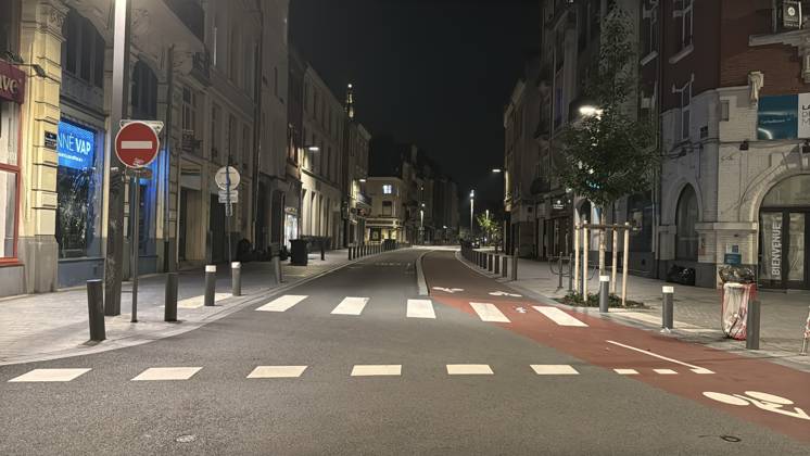 French cities impose overnight curfews following weekend demonstrations and looting LILLE, FRANCE - OCTOBER 19: A view of a street during a partial curfew imposed following violence and looting during nationwide weekend demonstrations against the rising cost of living and fuel prices in Lille, France, on October 19, 2026. French authorities have announced overnight curfews in several cities, including Paris, Lille and Lyon, from the evening of October 19 to the morning of October 20. In Lille, Douai, Wattignies and Denain, the curfew is in effect from 8 p.m. to 6 a.m. local time. According to French broadcaster BFMTV, a curfew from 10 p.m. to 6 a.m. will also be imposed around Place de la Republique and in the streets surrounding the Les Ha  Copyright: x2026xAnadoluxMuratxKaradagx