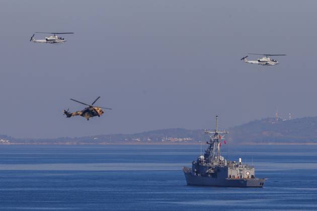 Orikun, The Netherlands, 2026-10-19 10:31:08 ORIKUN, 19-10-2026, The Turkish Navy s amphibious assault and drone ship TCG Anadolu (L400) is participating in NATO Exercise Neptune Strike 26-4. This exercise runs from 16 October to 5 November. During this exercise, NATO organized a demonstration for Distinguished Visitors and the media to showcase the Anadolu s spearhead operations in the form of a simulated amphibious strike on Pasha Beach. Photo: NLBeeld Robert Meerding Credit: NL Beeld Robert Meerding Inc  Copyright: xx x