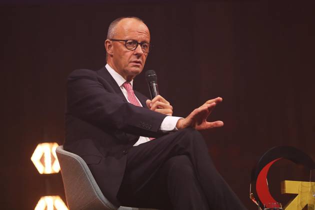 Berlin, Germany, October 19, 2026: Kraftwerk Berlin, Invest in Germany Summit—Chancellor Friedrich Merz of the CDU delivers a speech Copyright: xdtsxNachrichtenagenturx dts_139996