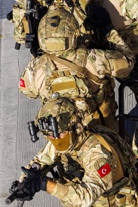 Orikun, The Netherlands, 2026-10-19 10:59:47 ORIKUN, 19-10-2026, The Turkish Navy s amphibious assault and drone ship TCG Anadolu (L400) is participating in NATO Exercise Neptune Strike 26-4. This exercise runs from 16 October to 5 November. During this exercise, NATO organized a demonstration for Distinguished Visitors and the media to showcase the Anadolu s spearhead operations in the form of a simulated amphibious strike on Pasha Beach. Photo: NLBeeld Robert Meerding Credit: NL Beeld Robert Meerding Inc  Copyright: xx x