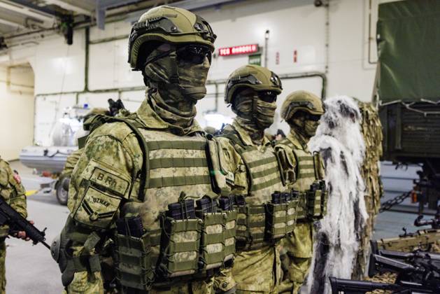 Orikun, The Netherlands, 2026-10-19 11:31:09 ORIKUN, 19-10-2026, The Turkish Navy s amphibious assault and drone ship TCG Anadolu (L400) is participating in NATO Exercise Neptune Strike 26-4. This exercise runs from 16 October to 5 November. During this exercise, NATO organized a demonstration for Distinguished Visitors and the media to showcase the Anadolu s spearhead operations in the form of a simulated amphibious strike on Pasha Beach. Photo: NLBeeld Robert Meerding Credit: NL Beeld Robert Meerding Inc  Copyright: xx x