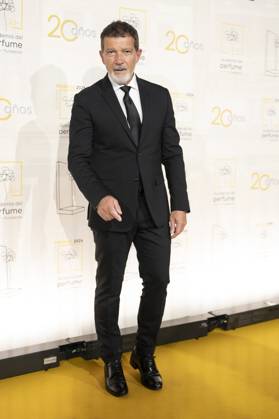 The 20th Anniversary Of The Academy Of Perfume. Madrid, Spain - 19 Oct 2026 Actor Antonio Banderas attends for the 20th anniversary of the Academia del Perfume, at the Teatro Real in Madrid, Spain. Madrid Spain Copyright: xAtilanoxGarciax xSOPAxImagesx Atilano-Garcia-1459987