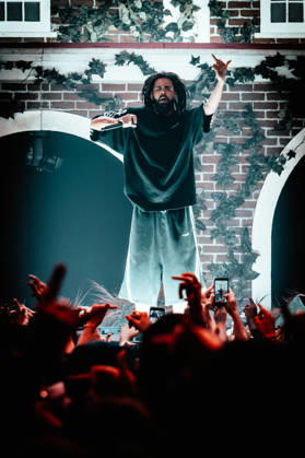 Entertainment Bilder des Tages #2 J. Cole performs at The O2 arena in London, 19 October 2026 J. Cole performs at The O2 arena in London, England, on 19 October 2026, during the first London show of his Fall Off Tour., Credit:Paul Bogle Avalon London, UK  Copyright: xPaulxBoglex xAvalonx 1144857887