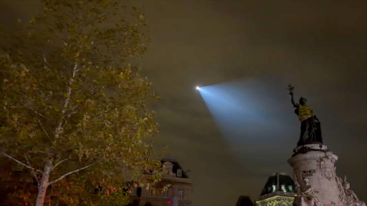 Helicopter Over Republic Square During Curfew - Paris Videograbs - A police helicopter overflies the Place de la République during the first night of an enforced overnight curfew following recent widespread urban unrest. Security forces patrolled empty streets in designated sectors to enforce the strict 11:00 p.m. to 6:00 a.m. movement restriction imposed in the capital after days of looting and clashes over high living costs. Paris, France, October 19, 2026. Photo by CLPRESS ABACAPRESS.COM Paris Ile-de-France France  Copyright: xCLPRESS ABACAx