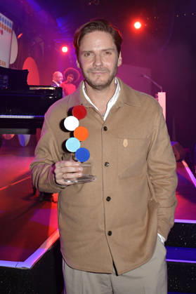 Daniel Brühl at the 2026 European Future Award ceremony at the Tipi am Kanzleramt in Berlin, October 19, 2026 Foto:xM.xBehrensx xFuturexImagex future_6077