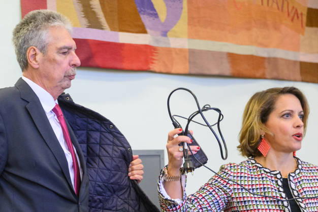 - Wien 20.10.2026 - Korruptionsprozess gegen Siegfried Wolf und Ex-Finanzminister Schelling. Die WKStA kreidet dem Industriellen Wolf eine korruptive Vereinbarung an, Ex-ÖVP-Minister Schelling ist wegen Amtsmissbrauchs mitangeklagt. PHOTO: Angeklagter Ex-ÖVP Finanzmister Hans Jörg Schelling und Verteidigerin Caroline Kindl Corruption trial against industrialist Siegfried Wolf and former Finance Minister Hans Jörg Schelling. The Economic and Corruption Prosecutor’s Office (WKStA) accuses Wolf of a corrupt agreement ; former ÖVP minister Schelling is co-accused of abuse of office. Korruption, Prozess, Landesgericht Wiener Neustadt, WKStA,, Korruption, Amtsmissbrauch, Bestechung, Steuerverfahren, Finanzministerium, ÖVP, Justiz, Geri