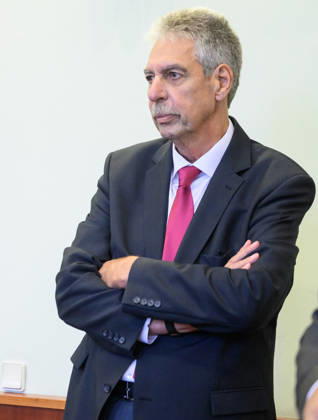- Wien 20.10.2026 - Korruptionsprozess gegen Siegfried Wolf und Ex-Finanzminister Schelling. Die WKStA kreidet dem Industriellen Wolf eine korruptive Vereinbarung an, Ex-ÖVP-Minister Schelling ist wegen Amtsmissbrauchs mitangeklagt. PHOTO: Angeklagter Ex-ÖVP Finanzmister Hans Jörg Schelling Corruption trial against industrialist Siegfried Wolf and former Finance Minister Hans Jörg Schelling. The Economic and Corruption Prosecutor’s Office (WKStA) accuses Wolf of a corrupt agreement ; former ÖVP minister Schelling is co-accused of abuse of office. Korruption, Prozess, Landesgericht Wiener Neustadt, WKStA,, Korruption, Amtsmissbrauch, Bestechung, Steuerverfahren, Finanzministerium, ÖVP, Justiz, Gericht, Strafprozess Korruptionsproze