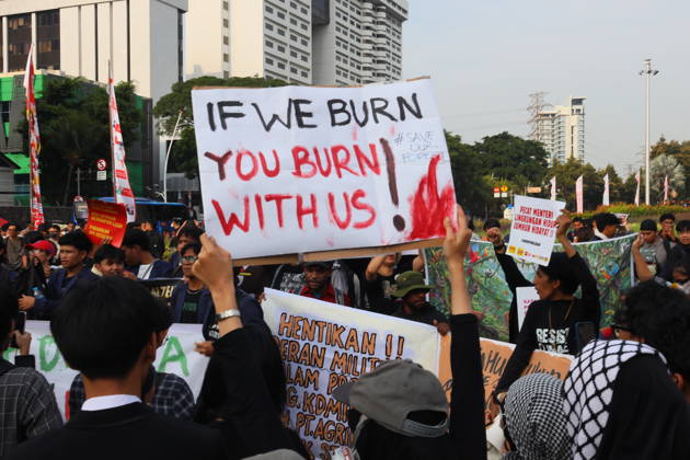 October 20, 2026, Jakarta, Central Jakarta, jakarta: Students and civil society groups stage a protest at Tugu Tani, Central Jakarta, voicing concerns over government policies, environmental issues, and social inequality. Jakarta jakarta - ZUMAp146 20261020_zap_p146_014 Copyright: xDennyxPohanx