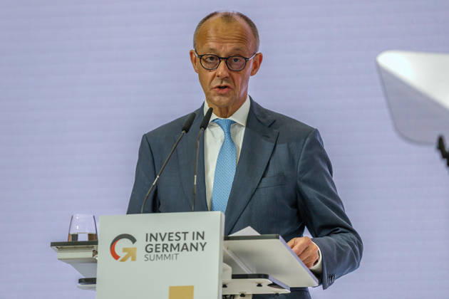 Invest in Germany Summit in Berlin: German Chancellor Friedrich Merz (CDU) speaks at the Invest in Germany Summit on October 20, 2026, in Berlin. Bundeskanzler Friedrich Merz (CDU) speaks at the Invest in Germany Summit on October 20, 2026, in Berlin. Berlin, Berlin, Germany. ESMT Berlin