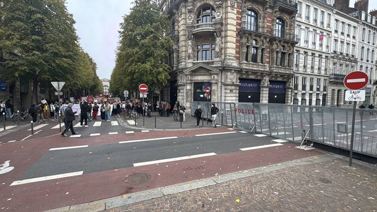 France extends night curfews beyond Paris following weekend violence LILLE, FRANCE - OCTOBER 20: Demonstrators, including students march through the streets of Lille, France, on October 20, 2026, to protest soaring living costs and high fuel prices, amidst heavy police presence. The rally forms part of wider nationwide demonstrations that saw approximately 2,500 individuals detained and over 1,000 security and emergency personnel injured, alongside damage or looting at nearly 3,000 commercial establishments. In response to the escalating civil unrest, the French government instituted partial curfews across key urban centers including Paris, Lille, Lyon, and Nice. Murat Karadag Anadolu Lille France. Editorial use only. Please get in touch  Copyright: x2026xAnadoluxMuratxKaradagx