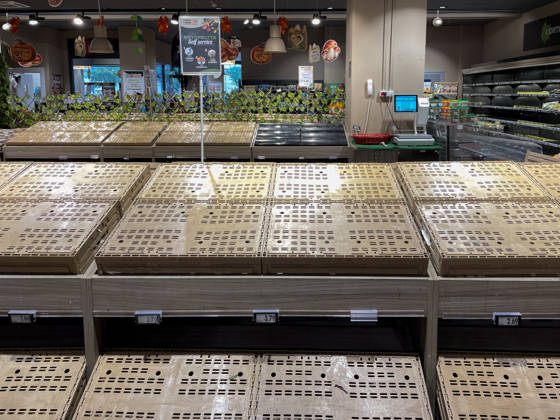 Empty shelves in supermarkets due to transport workers strike in Naples NAPLES, ITALY - OCTOBER 20: Empty shelves are seen inside a supermarket in Naples, Italy on October 20, 2026. Due to the truckers strike in southern Italy, who have been protesting since October 16, 2026 against rising fuel prices (which have reached nearly 2.30 euros per liter) many supermarkets are finding their food shelves empty. Iso Ekle Anadolu Naples Italy. Editorial use only. Please get in touch for any other usage.  Copyright: x2026xAnadoluxIsoxEklex