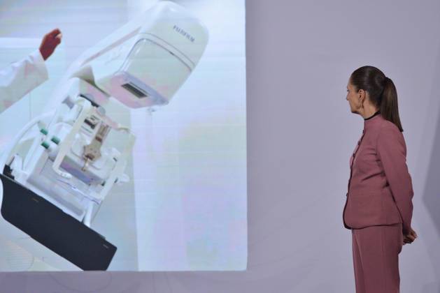 October 20, 2026: TO-45548& x2014;MEXICO , October 20, 2026. Mexican President Claudia Sheinbaum spoke about healthcare and national policy during the "People& x2019;s Conference" (Conferencia del Pueblo) at the National Palace in Mexico City. Clasos.com.mx - ZUMAcs4_ 20261020_faa_cs4_020 Copyright: xJavierxLiraxOterox