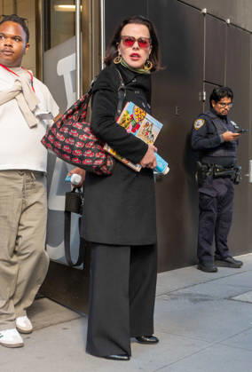 NEW YORK, NY - OCTOBER 20: Debi Mazar seen at ABC Studios on October 20, 2026 in New York City. Credit: Camara Porter New York City USA  - ZUMAa123 20261020_zaa_a123_064 Copyright: xAdMediax