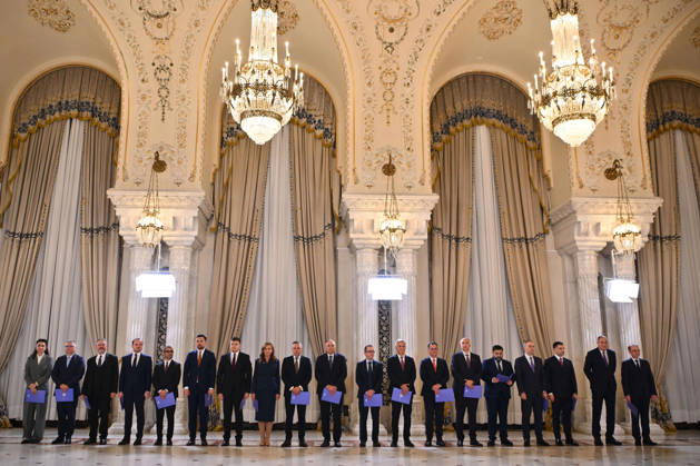 Romania s Parliament approves new Niculescu government BUCHAREST, ROMANIA - OCTOBER 20: Romania s new Prime Minister Luca Niculescu and other Romanian ministers pose for a family photo at the Presidential Palace, in Bucharest, Romania, 20 October 2026. Alex Nicodim Anadolu Bucharest Romania. Editorial use only. Please get in touch for any other usage.  Copyright: x2026xAnadoluxAlexxNicodimx