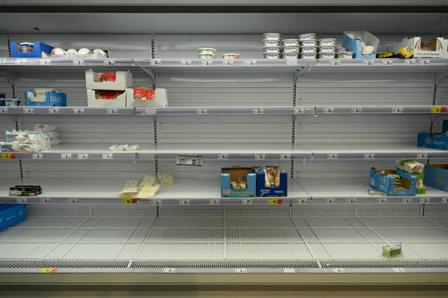 Empty shelves at a local store in Italy s Catanzaro Lido CATANZARO, ITALY - OCTOBER 20 : Empty shelves are seen at a supermarket in Catanzaro Lido as truck drivers and agricultural workers protest against high living costs and rising fuel prices in Catanzaro, Calabria region, Italy on October 20, 2026. The ongoing demonstrations across South Italy have severely affected supply chain distributions and food delivery. Valeria Ferraro Anadolu Catanzaro Italy. Editorial use only. Please get in touch for any other usage.  Copyright: x2026xAnadoluxValeriaxFerrarox