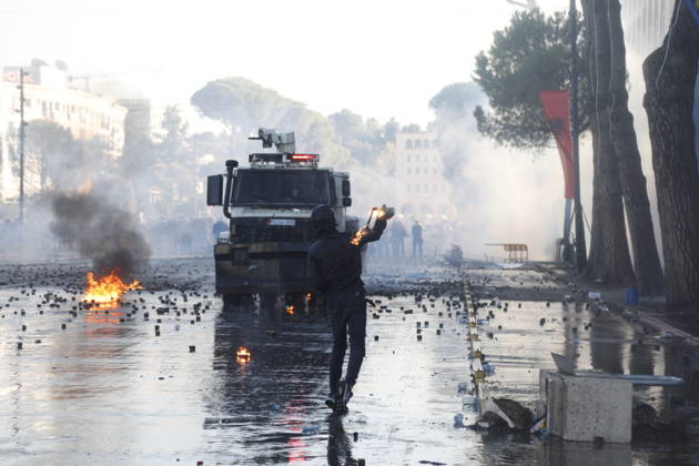 Protesters Clash with Police During a Demonstration in Tirana, Albania. Protesters throw molotov cocktails towards Albanian Police officers during during an anti-government demonstration in central Tirana on October 17, 2026, as protests continued for a fifth consecutive day over university conditions and demands for the resignation of Albanian Prime Minister Edi Rama. The latest rally follows four nights of violence in the capital, during which protesters and riot police clashed, police used water cannons and tear gas, and demonstrators damaged government offices and shops and set fire to several buildings. Light Studio Agency Malton Dibra Tirana Albania Copyright: xLightxStudioxAgencyx xMaltonxDibrax