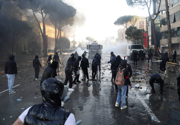 Protesters Clash with Police During a Demonstration in Tirana, Albania. Protesters clash with riot police during an anti-government demonstration in central Tirana on October 17, 2026, as protests continued for a fifth consecutive day over university conditions and demands for the resignation of Albanian Prime Minister Edi Rama. The latest rally follows four nights of violence in the capital, during which protesters and riot police clashed, police used water cannons and tear gas, and demonstrators damaged government offices and shops and set fire to several buildings. Light Studio Agency Malton Dibra Tirana Albania Copyright: xLightxStudioxAgencyx xMaltonxDibrax