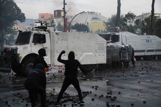 Protesters Clash with Police During a Demonstration in Tirana, Albania. Protesters throw stones towards Albanian Police officers during during an anti-government demonstration in central Tirana on October 17, 2026, as protests continued for a fifth consecutive day over university conditions and demands for the resignation of Albanian Prime Minister Edi Rama. The latest rally follows four nights of violence in the capital, during which protesters and riot police clashed, police used water cannons and tear gas, and demonstrators damaged government offices and shops and set fire to several buildings. Light Studio Agency Malton Dibra Tirana Albania Copyright: xLightxStudioxAgencyx xMaltonxDibrax