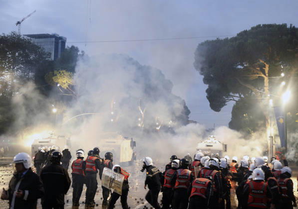Protesters Clash with Police During a Demonstration in Tirana, Albania. Protesters clash with riot police during an anti-government demonstration in central Tirana on October 17, 2026, as protests continued for a fifth consecutive day over university conditions and demands for the resignation of Albanian Prime Minister Edi Rama. The latest rally follows four nights of violence in the capital, during which protesters and riot police clashed, police used water cannons and tear gas, and demonstrators damaged government offices and shops and set fire to several buildings. Light Studio Agency Malton Dibra Tirana Albania Copyright: xLightxStudioxAgencyx xMaltonxDibrax