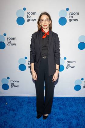 Room to Grow Gala, New York, USA - 20 Oct Molly Bernard attends the Room to Grow Gala at Ziegfeld Ballroom on October 20, 2026 in New York City. New York United States Copyright: xRonxAdarx xSOPAxImagesx Ron-Adar-1460458