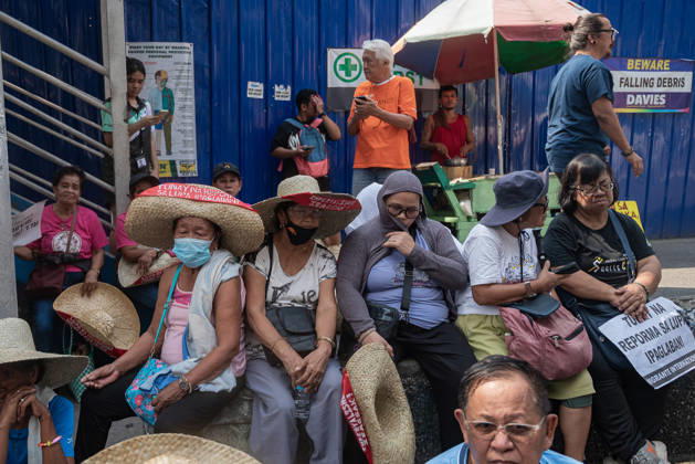 October 21, 2026, Quezon City, Quezon, Philippines: Hundreds of youth activists, rights advocates, and agrarian reform advocates marched with farmers, indigenous people, and workers as they celebrate Peasants Day. Quezon City Philippines - ZUMAy102 20261021_zip_y102_019 Copyright: xKenosisxYapx