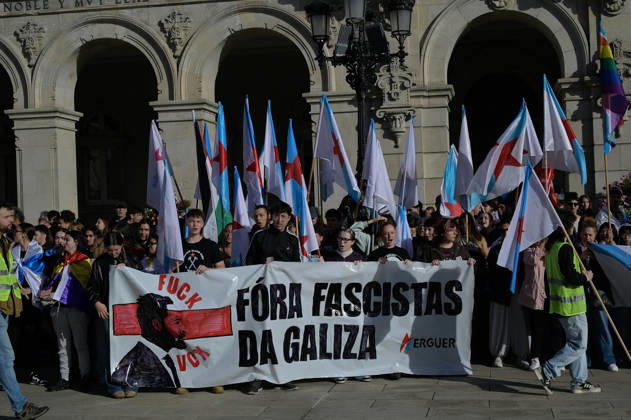 Protest Against Abascal s Event in A Coruna Several people at a rally against the visit of Vox leader Santiago Abascal on October 21, 2026, in A Coruna, Galicia, Spain. Several people gathered, organized by far-left movements, to boycott the Vox leader’s visit to the Galician city. October 21, 2026. ANTIFASCISTS, PROTEST, DEMONSTRATION, RALLY, A Coruna, Galicia A Coruna, Galicia, Spain  Copyright: xM.xDylanx 7858742