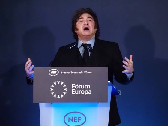 News Bilder des Tages October 21, 2026, Madrid, Madrid, Spain: MADRID, SPAIN - October 21: The President of Argentina, Javier Milei, participates at the Real Casino Gran Circulo in the Nueva Economia Forum breakfast, part of Forum Europa. Madrid Spain - ZUMAh199 20261021_zip_h199_022 Copyright: xAaronxHerediax