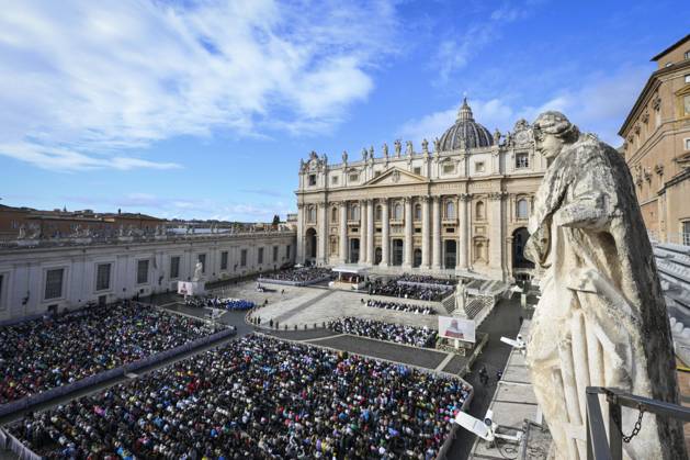 IPA89982940 - Italy, Rome, Vatican, October 21, 2026 Pope Leo XIV presides over the weekly general audience in St. Peter s Square, Vatican City. Photograph by VATICAN MEDIA Catholic Press Photo. RESTRICTED TO EDITORIAL USE—NO MARKETING—NO ADVERTISING CAMPAIGNS.  Copyright: xVATICANxMEDIA CPPx xVATICANxMEDIA CPPx IPA89982940