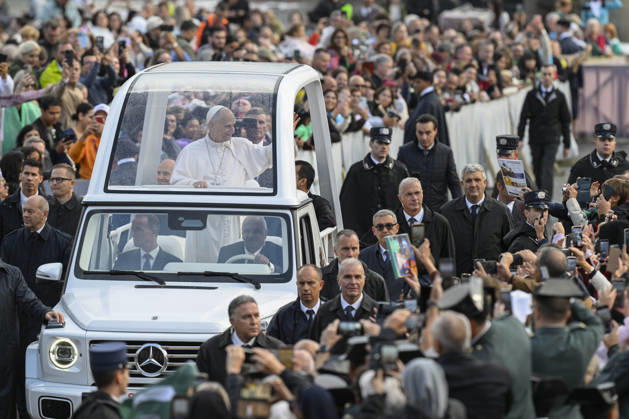 IPA89982948 - Italy, Rome, Vatican, October 21, 2026 Pope Leo XIV presides over the weekly general audience in St. Peter s Square, Vatican City. Photograph by VATICAN MEDIA Catholic Press Photo. RESTRICTED TO EDITORIAL USE—NO MARKETING—NO ADVERTISING CAMPAIGNS.  Copyright: xVATICANxMEDIA CPPx xVATICANxMEDIA CPPx IPA89982948