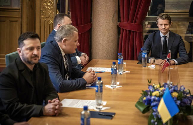 Ukrainian President Visits Norway Oslo 20261021 Peter Frolich H is present as Ukrainian President Volodymyr Zelenskyy visits the Storting, where he meets with parliamentary leaders Photo: Ole Berg Rusten, NTB, Oslo, Norway xCz1DDKhKPE EDITORIAL USE ONLY Ref BNC POLxCz1DDKhKPE jpg  Copyright: xOlexBerg-Rustenx xNTBx