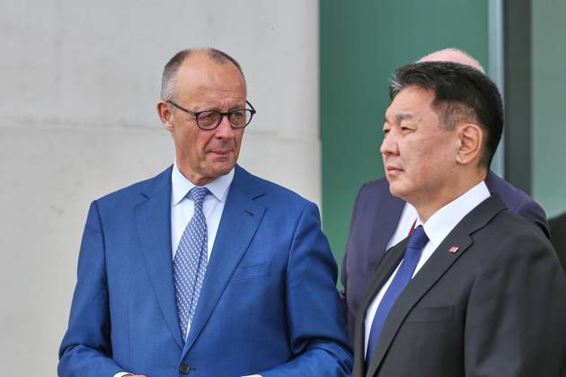 Berlin, Germany, October 21, 2026; Federal Chancellery: Reception for the President of Mongolia; Federal Chancellor Friedrich Merz (CDU) and Ukhnaa Khurelsukh Copyright: xdtsxNachrichtenagenturx dts_140185