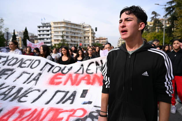 October 21, 2026, Thessaloniki, Greece: Students protest in Greece, calling for better education and government action to ease the burden of rising living costs. Thessaloniki Greece - ZUMAp191 20261021_zap_p191_013 Copyright: xGiannisxPapanikosx