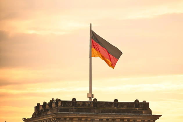 German national flag replaced atop Bundestag building in Berlin BERLIN, GERMANY - OCTOBER 21: Workers replace one of the German national flags atop the roof of the Bundestag (Federal Parliament) building in Berlin, Germany, on October 21, 2026. Staff hoisted the tricolor flag of black, red, and gold as part of routine maintenance on the historic Reichstag building. Halil Sagirkaya Anadolu Berlin Germany. Editorial use only. Please get in touch for any other usage.  Copyright: x2026xAnadoluxHalilxSagirkayax