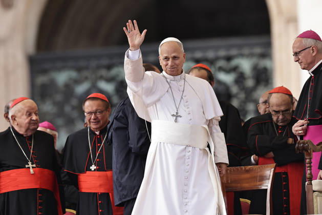 October 21, 2026, Vatican City, Vatican: POPE LEO XIV during his weekly General Audience in St. Peter s Square. Before beginning the audience, the Holy Father thanked the pilgrims present with those words: Dear brothers and Sisters, good morning and welcome! The first thing I would to say is thank you. Thanks for the support of your prayers. Thanks be to God for His generosity. Let us all renew our trust in God s goodness and mercy. Vatican City Vatican  - ZUMAi15_ 20261021_zaf_i15_001 Copyright: xEvandroxInettix