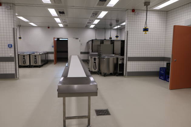 The Bautzen branch of the state-owned enterprise Sächsisches Immobilien und Baumanagement (SIB) today held a ceremony to mark the completion of the new prison kitchen at the Bautzen Correctional Facility. The previous prison kitc Copyright: xMatthiasxWehnertx