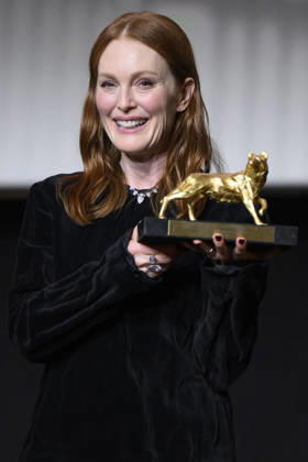 Entertainment Bilder des Tages Italy: Romacinemafest 2026 Julianne Moore receives Lifetime Achievement Award during Roma cinema fest 2026. Rome (Italy), October 21st, 2026Imago-Images Emmefoto Copyright: xImago-Images Emmefotox
