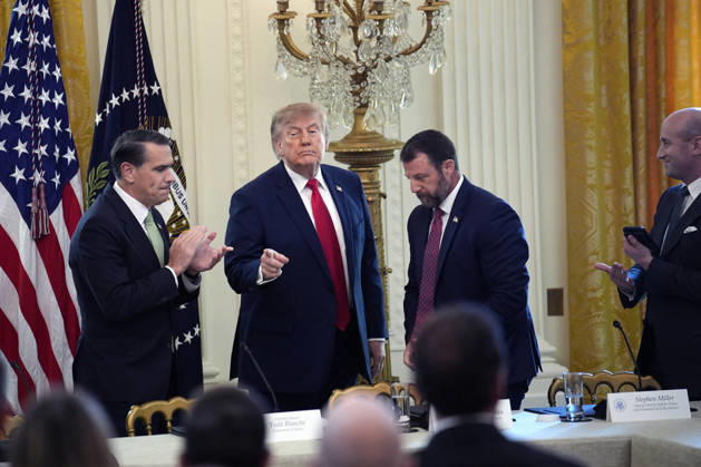 Donald Trump on cybercrime - Washington US President Donald Trump participates in the roundtable on protecting American families and seniors from cybercrime in the East Room at the White House in Washington on October 21, 2026. Photo by Yuri Gripas ABACAPRESS.COM Washington DC United States  Copyright: xGripasxYuri ABACAx