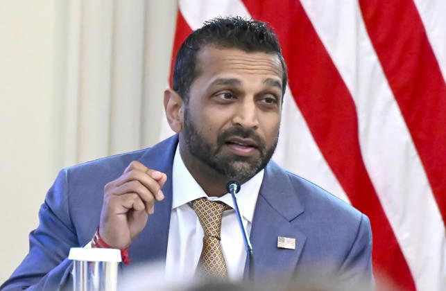 October 21, 2026, Washington, District Of Columbia, USA: Kash Patel, Director, Federal Bureau of Investigation (FBI) makes remarks as US President Donald J Trump hosts a Roundtable on Protecting American Families and Seniors from Cybercrime, in the East Room of the White House in Washington, DC, USA, on Wednesday, October 21, 2026 Washington USA  - ZUMAs152 20261021_faa_s152_011 Copyright: xJimxLoScalzox-xPoolxviaxCNPx