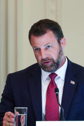 DC: Trump Roundtable on Cybercrime Against Seniors United States Secretary of Homeland Security (DHS) Markwayne Mullin speaks during a roundtable discussion on cybercrime in the East Room of the White House on October 21, 2026 in Washington, D.C. The administration is fighting back against foreign-based organized criminal organizations that exploit Americans in cyberspace and their scam centers and fraud schemes. Credit: CNP AdMedia EDITORIAL USE ONLY  Copyright: xx AdMediax admphotosthree021218