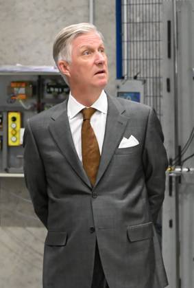 The King Visits Technicity Brussels ANDERLECHT, BELGIUM - OCTOBER 22 : King Philippe visits Technicity.brussels, the training and employment hub for the technology industry, in Anderlecht. Technicity.brussels was established through a public-private partnership and is aimed at job seekers, employees seeking retraining or further education, and students and teachers from secondary schools and colleges. The organization offers hands-on technical training and actively assists participants in finding a job. Companies can turn to it for continuing education for their staff or to rent modern technical infrastructure. During his visit, the King toured four training workshopselevator technology; HVAC and refrigeration technology; welding; and ele  Copyright: xBertxVanxDenxBrouckex