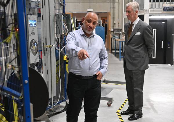 The King Visits Technicity Brussels ANDERLECHT, BELGIUM - OCTOBER 22 : King Philippe visits Technicity.brussels, the training and employment hub for the technology industry, in Anderlecht. Technicity.brussels was established through a public-private partnership and is aimed at job seekers, employees seeking retraining or further education, and students and teachers from secondary schools and colleges. The organization offers hands-on technical training and actively assists participants in finding a job. Companies can turn to it for continuing education for their staff or to rent modern technical infrastructure. During his visit, the King toured four training workshopselevator technology; HVAC and refrigeration technology; welding; and ele  Copyright: xBertxVanxDenxBrouckex