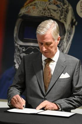 The King Visits Technicity Brussels ANDERLECHT, BELGIUM - OCTOBER 22 : King Philippe visits Technicity.brussels, the training and employment hub for the technology industry, in Anderlecht. Technicity.brussels was established through a public-private partnership and is aimed at job seekers, employees seeking retraining or further education, and students and teachers from secondary schools and colleges. The organization offers hands-on technical training and actively assists participants in finding a job. Companies can turn to it for continuing education for their staff or to rent modern technical infrastructure. During his visit, the King toured four training workshopselevator technology; HVAC and refrigeration technology; welding; and ele  Copyright: xBertxVanxDenxBrouckex