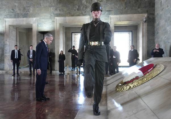 October 22, 2026, Ankara, Turkey: Prime Minister Mark Carney participates in a ceremony at the AnÄÂ±tkabir, the Mausoleum of Mustafa Kemal Ataturk in Ankara, Turkey, Thursday, Oct. 22, 2026. Ankara Turkey  - ZUMAc35_ 20261022_zaf_c35_024 Copyright: xAdrianxWyldx