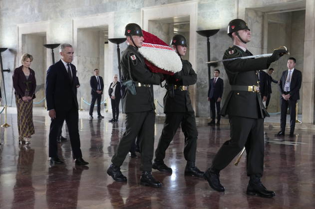 October 22, 2026, Ankara, Turkey: Prime Minister Mark Carney and Diana Fox Carney (left) participate in a ceremony at the AnÄÂ±tkabir, the Mausoleum of Mustafa Kemal Ataturk in Ankara, Turkey, Thursday, Oct. 22, 2026. Ankara Turkey  - ZUMAc35_ 20261022_zaf_c35_026 Copyright: xAdrianxWyldx