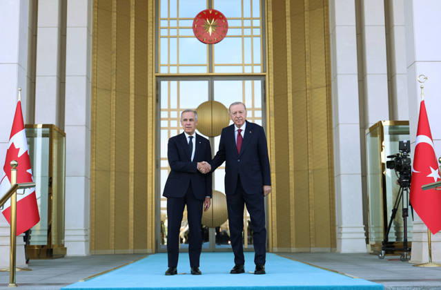 Turkish President Erdogan welcomes Canadian Prime Minister Carney ANKARA, TURKIYE - OCTOBER 22: (----EDITORIAL USE ONLY - MANDATORY CREDIT - TURKISH PRESIDENCY MURAT CETINMUHURDAR HANDOUT - NO MARKETING NO ADVERTISING CAMPAIGNS - DISTRIBUTED AS A SERVICE TO CLIENTS----) Turkish President Recep Tayyip Erdogan (R) welcomes Canadian Prime Minister Mark Carney (L) with an official ceremony at the Presidential Complex during his official visit to Turkiye, in Ankara, Turkiye on October 22, 2026. TUR Presidency Murat Cetinmuhurdar Anadolu Ankara Turkey. Editorial use only. Please get in touch for any other usage.  Copyright: x2026xAnadoluxTURxPresidencyx MuratxCetinmuhurdarx